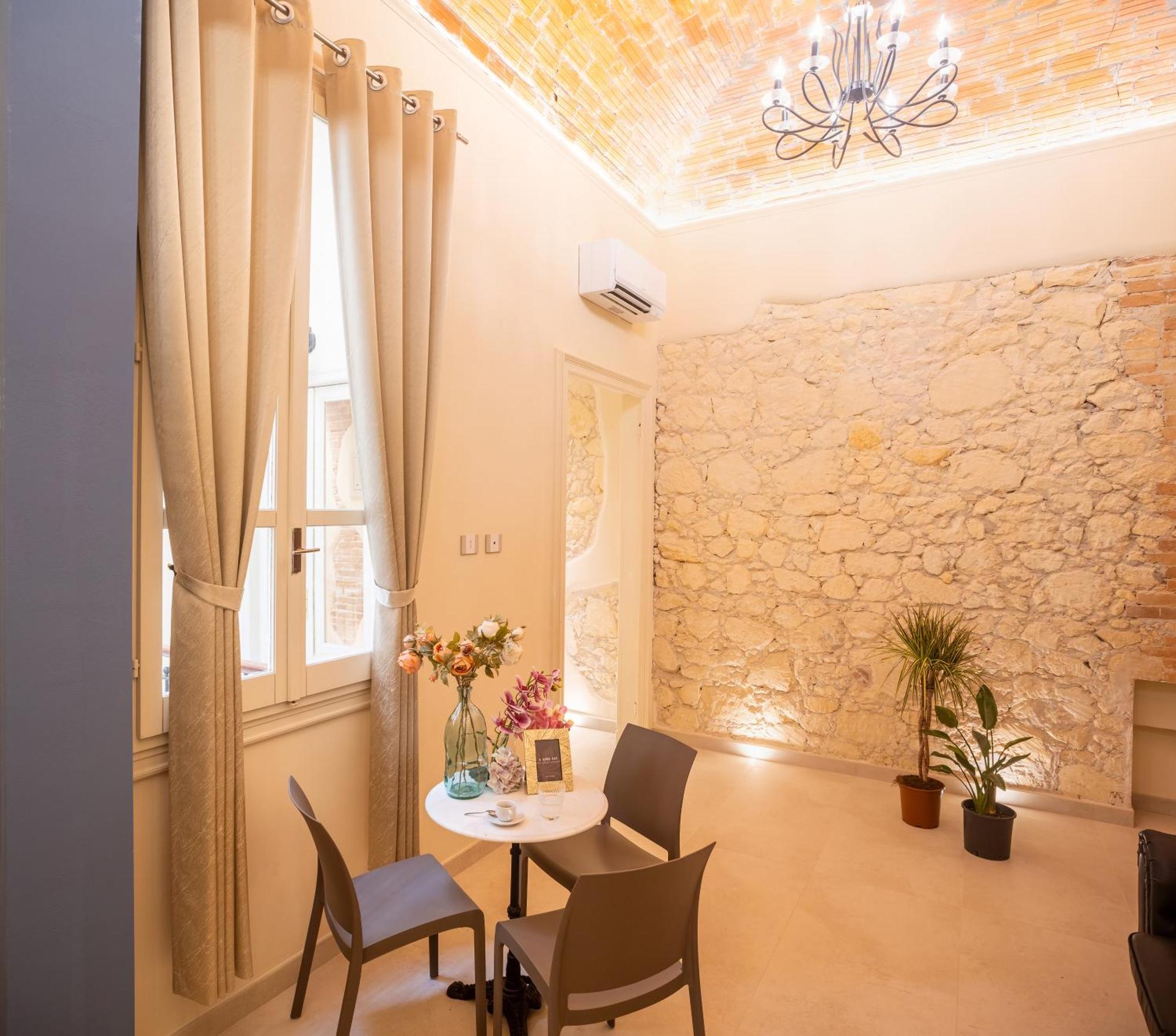 Magnini Rooms Cagliari Eksteriør bilde